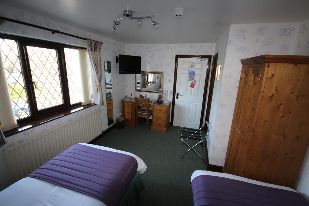 Eagles Guest House Линкольн Экстерьер фото