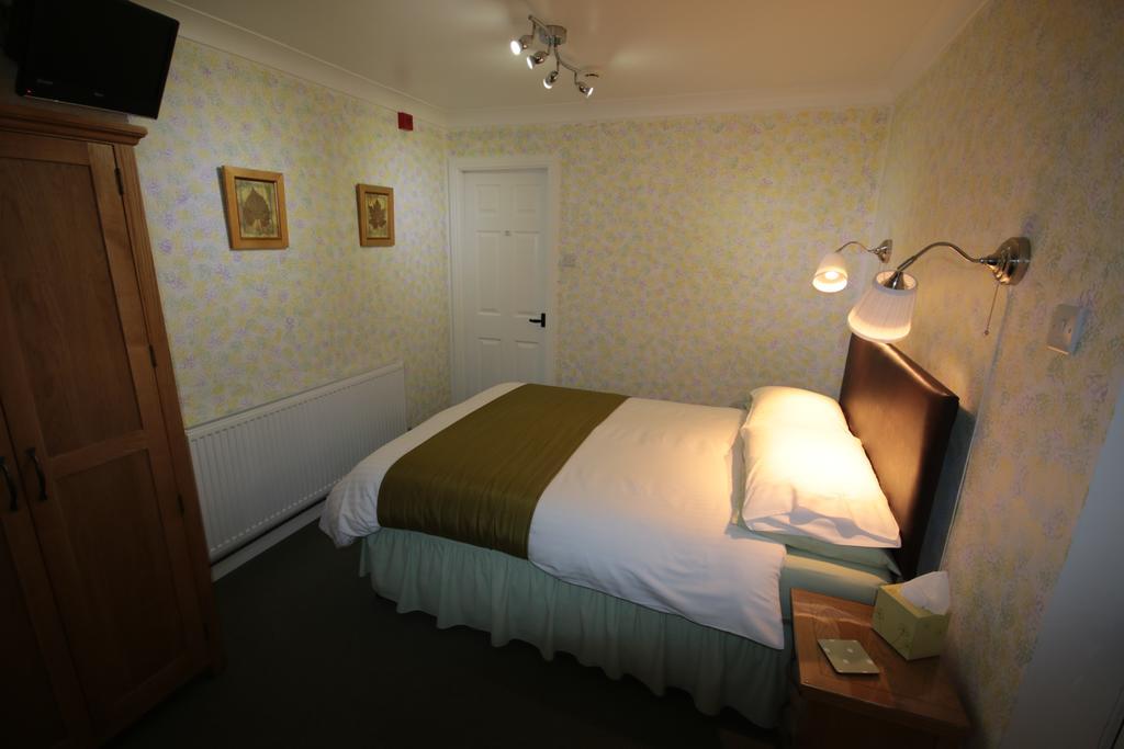 Eagles Guest House Линкольн Экстерьер фото